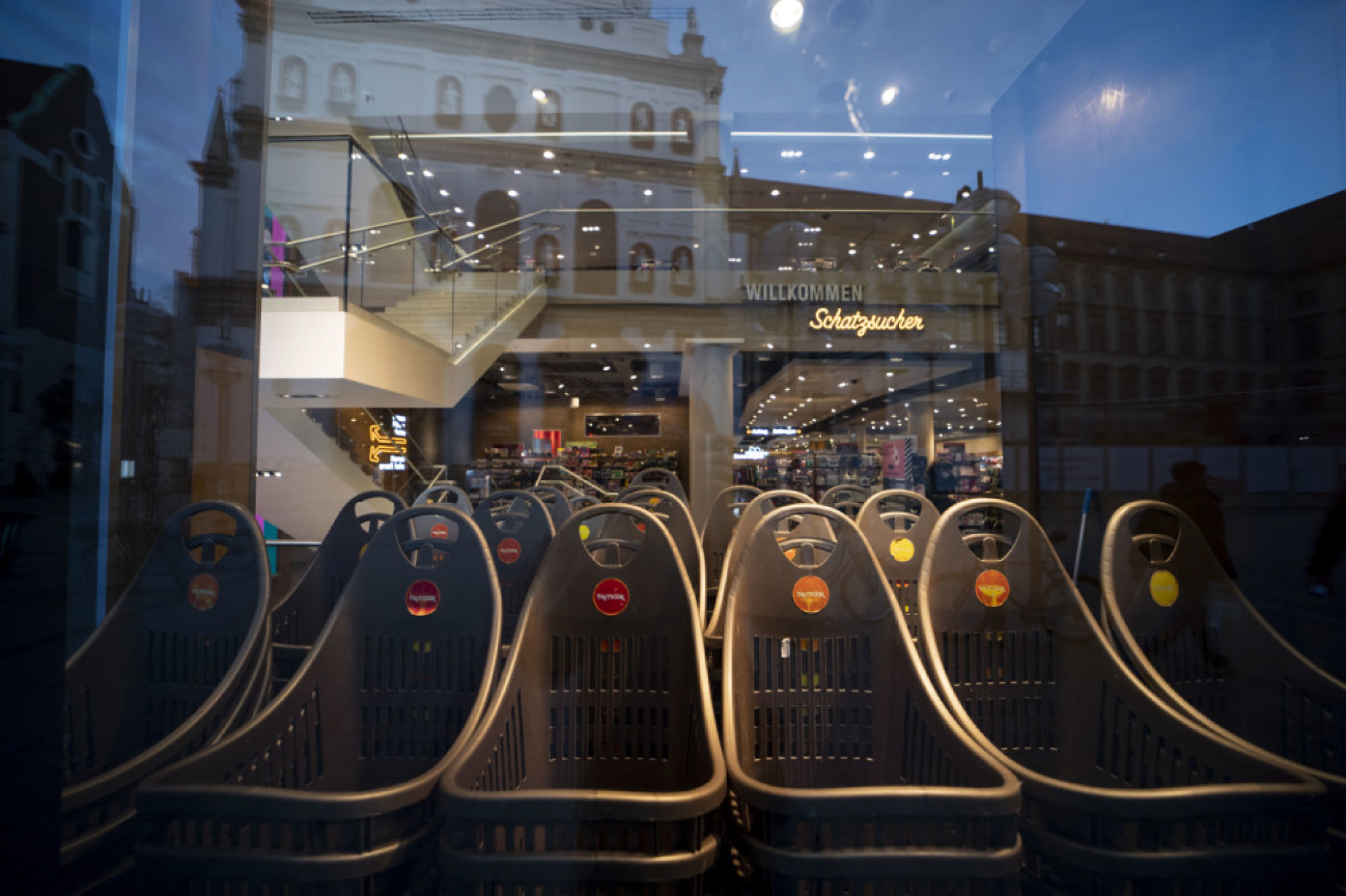 Nemačka korona, prazna prodavnica