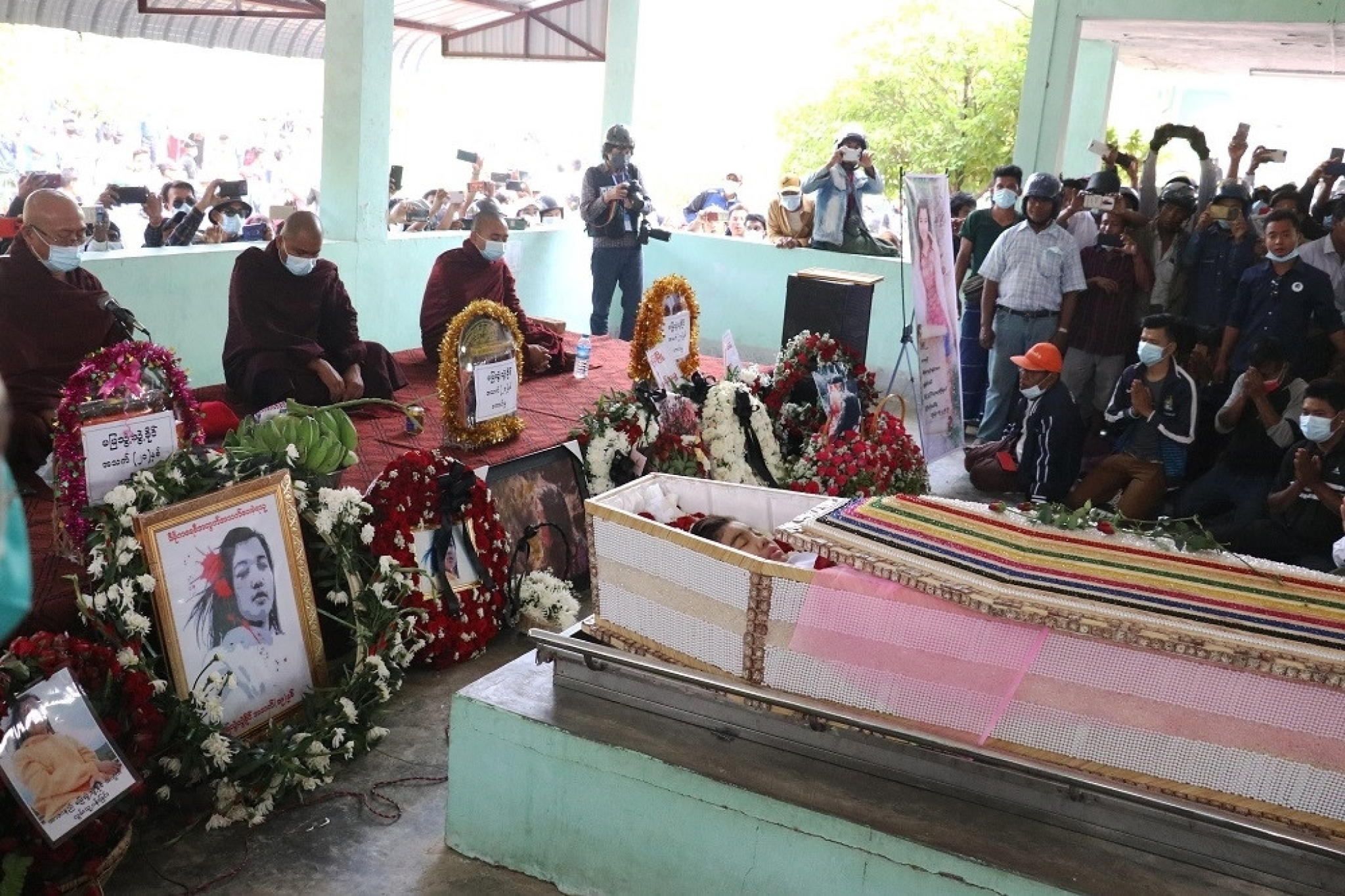 Mjanmar, sahrana devojke