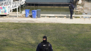 Policija pretresa splav "Fristajler"