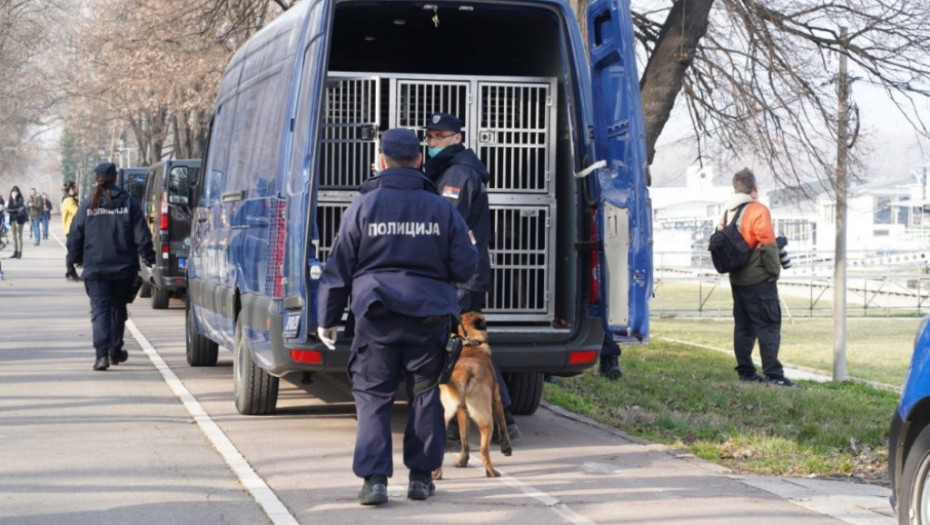 Policija pretresa splav &quot;Fristajler&quot;