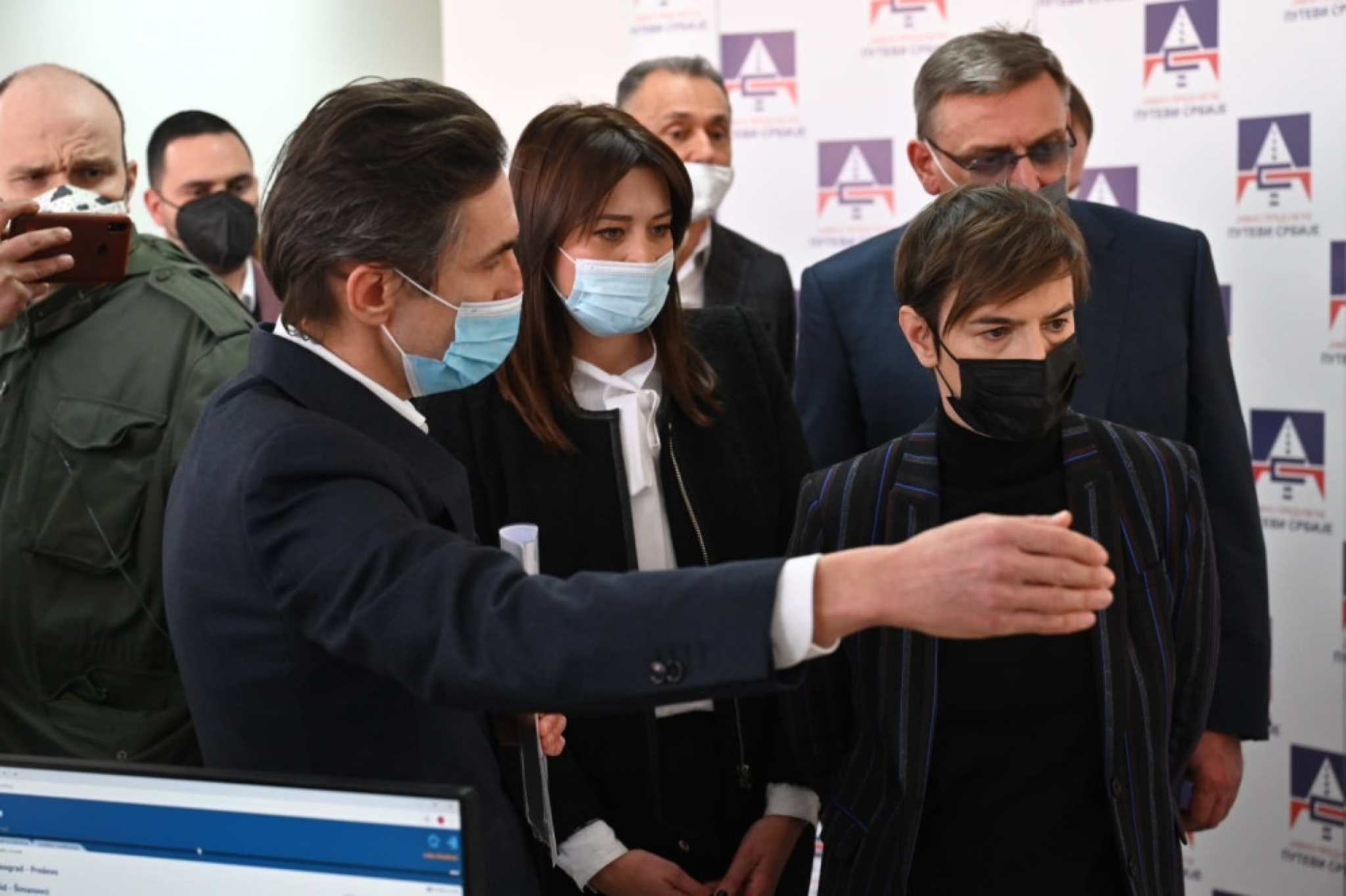 Irena Vujović i Ana Brnabić