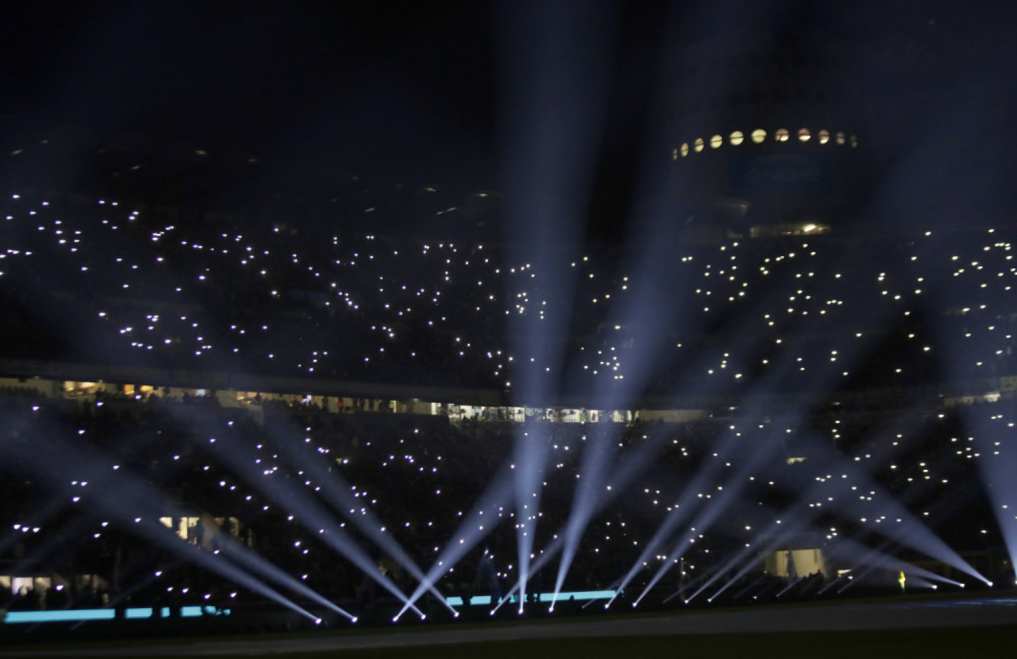 navijači na derbiju Milan - Inter