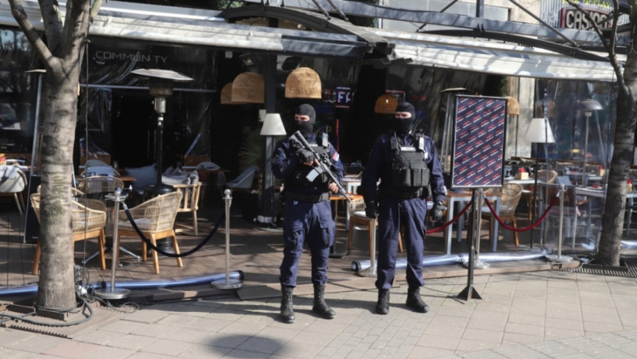 Policija pretresa "Kasinu"