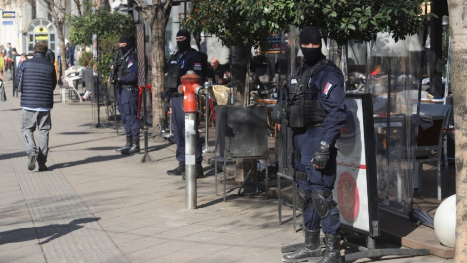 Policija pretresa "Kasinu"