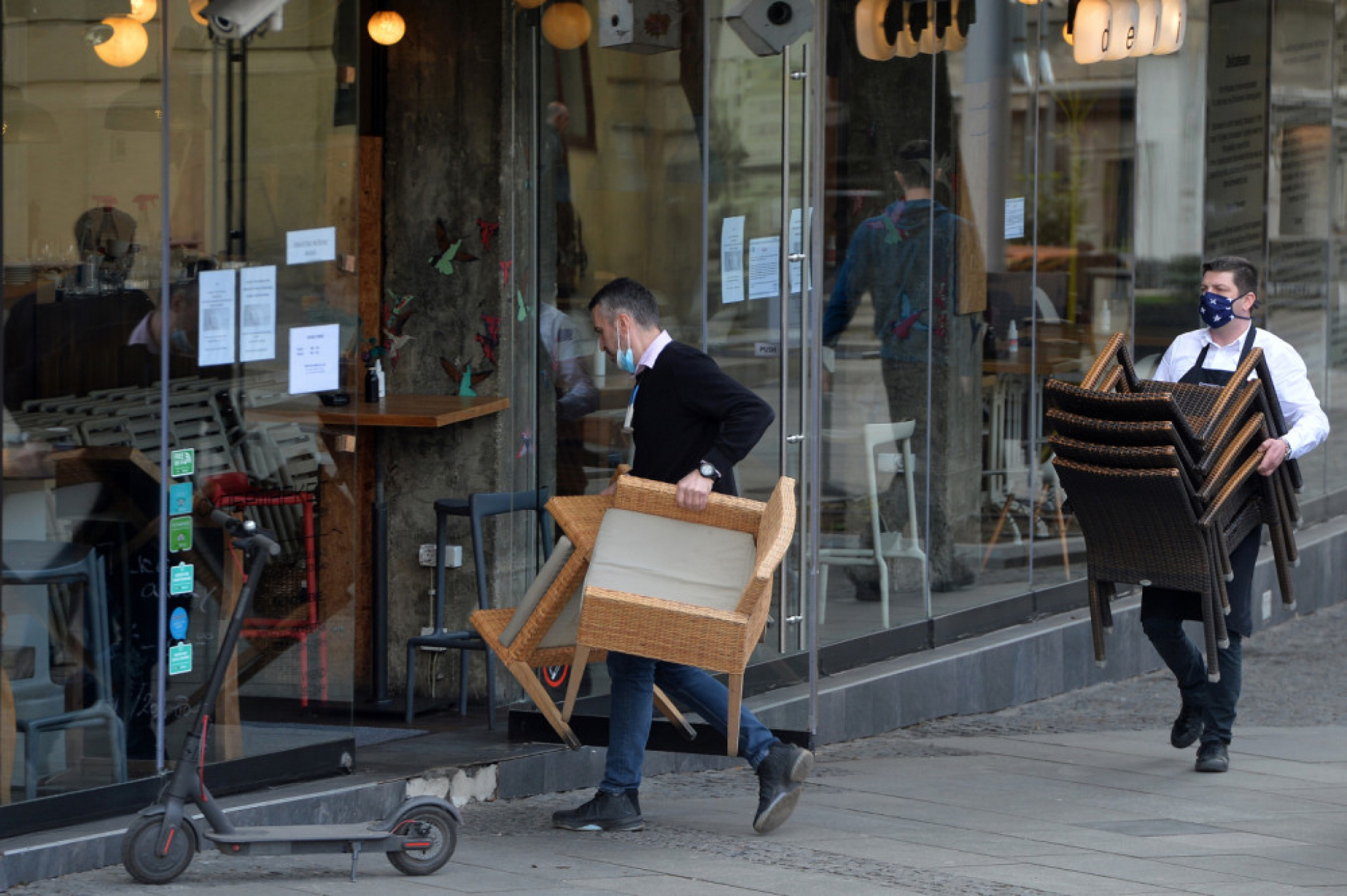 Kafići, konobar, kafić