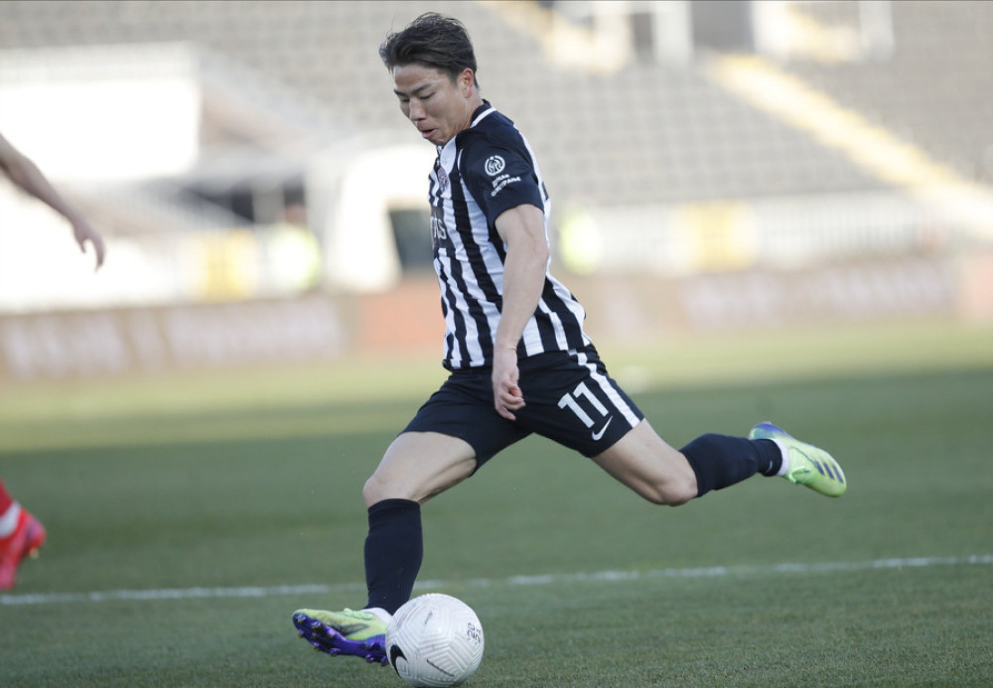 Takuma Asano (Partizan)
