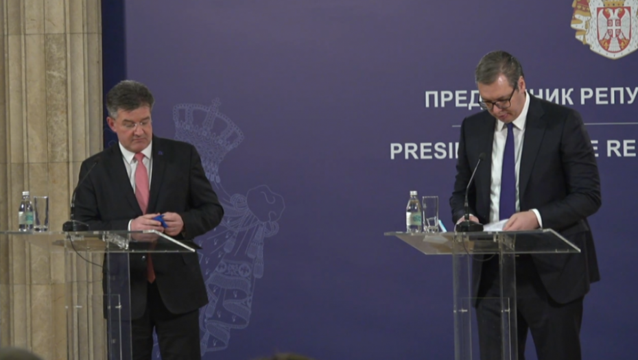 Aleksandar Vučić i Miroslav Lajčak