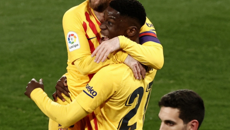 Lionel Mesi i Ilaiks Moriba (Barselona)