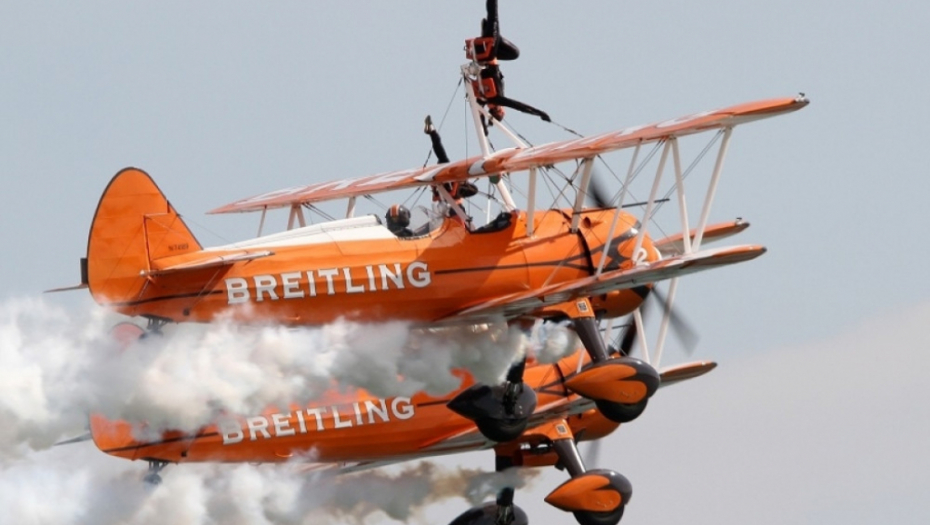 vratolomije, hodači na krilima, avion, cirkus