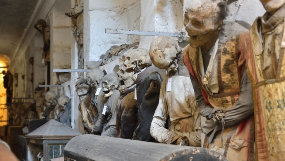 BIZARNI MUZEJ KAPUCINSKOG MANASTIRA, kostur