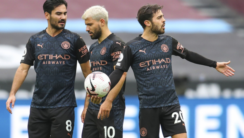 Ilkaj Gundogan i Serhio Aguero i Bernardo Silva (Mančester Siti)