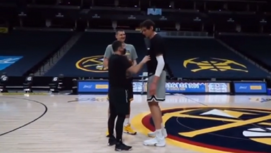 Nikola Jokić Boban Marjanović