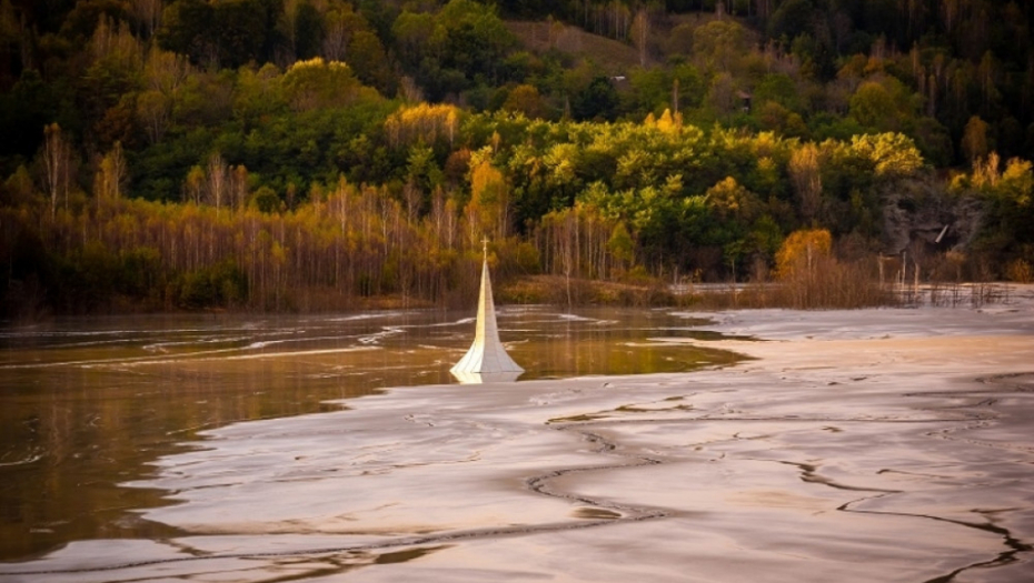 đemana, toksično jezero, rumunija