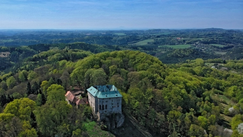 Houska dvorac, češka