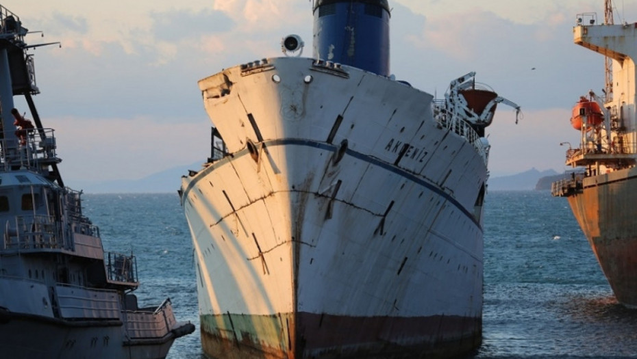 brodovi, luka, groblje brodova