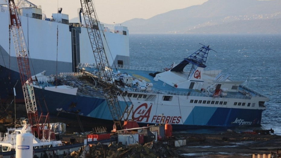 brodovi, luka, groblje brodova