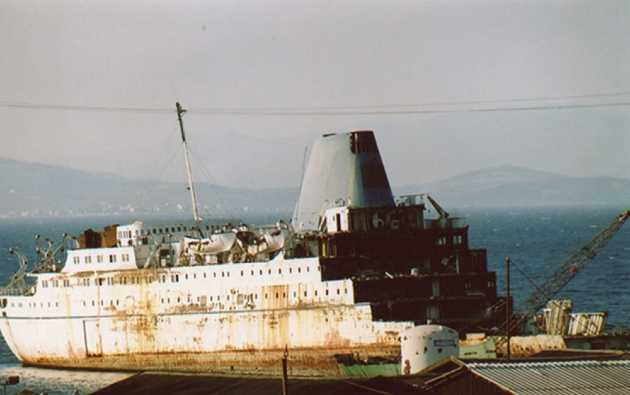 brodovi, luka, groblje brodova