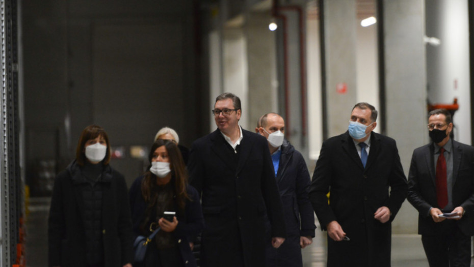 Aleksandar Vučić, Milorad Dodik