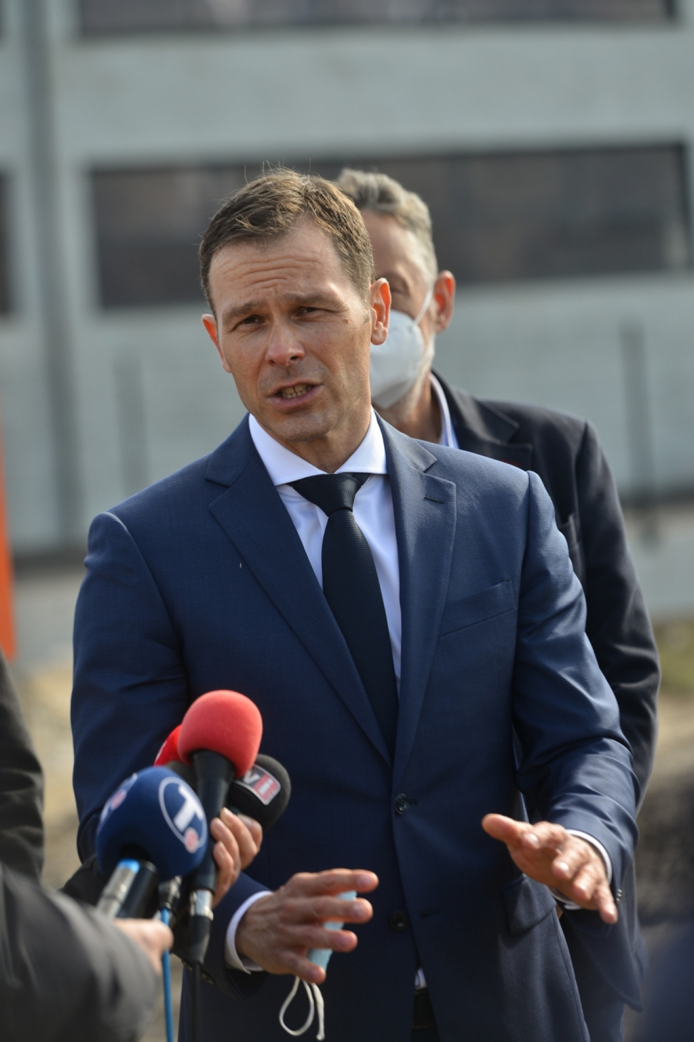 MALI O NAJAVLJENIM TUŽBAMA ĐILASA Neće ga to spasiti državne istrage, svako ko krši zakon, MORA DA ODGOVARA