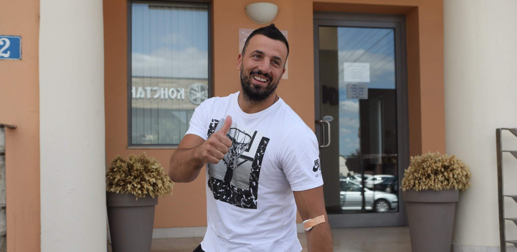 PAO PRVI POLJUBAC?! Vladimir Tomović razotkrio Janjuša i Aleks, istina izašla na videlo!