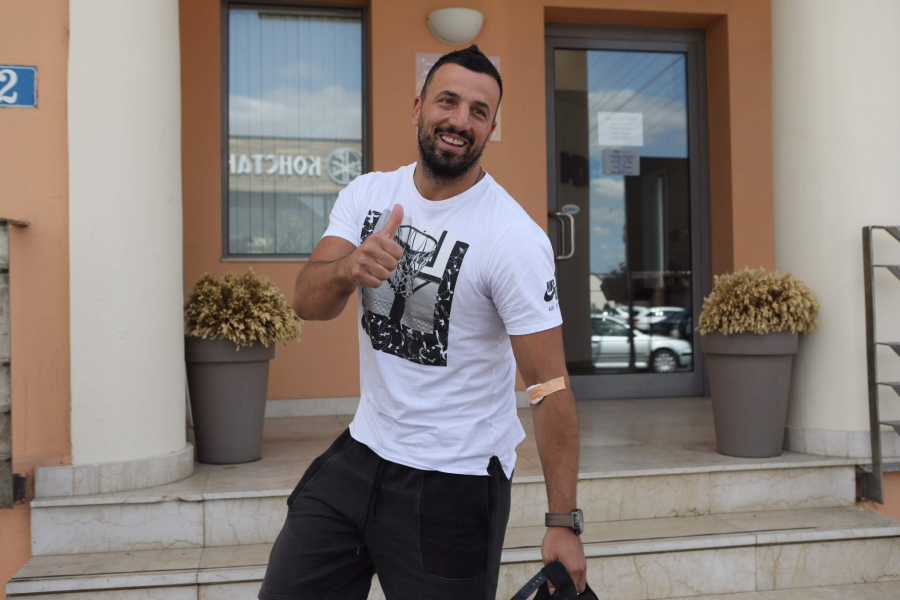 ŠA SA BIVŠOM ŽENOM ULAZI U ZADRUGU 5! Dobili su ponudu koja se ne odbija i živeće pod istim krovom, ali za vrtoglavu cifru!