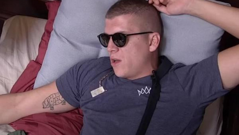 SKANDAL U ZADRUZI Čorba izbačen iz studija zbog alkohola, reagovalo obezbeđenje