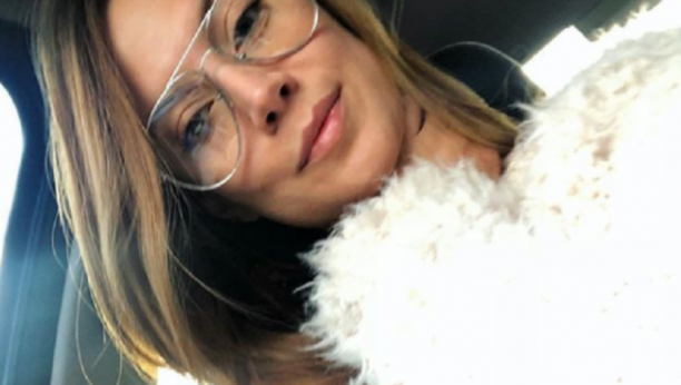 "POLJUBAC DA PUKNE GRATIS?!" Ivana Aleksić uživa u društvu ove zadrugarke, prevarena žena izgleda bolje nego ikad, a evo šta su devojke zajedno radile! (FOTO)