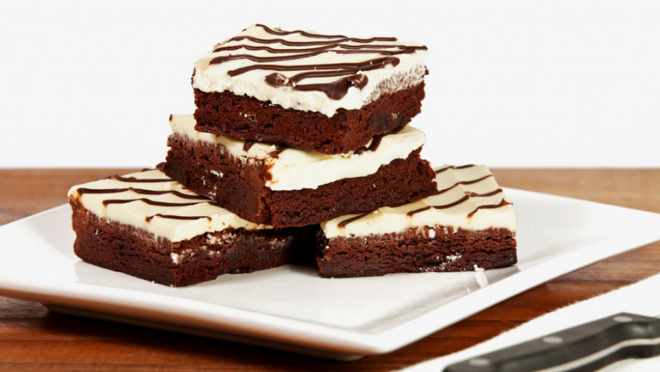 KOLAČ MILIONERA Poslastica od karamele i čokolade koja će vas raspametiti