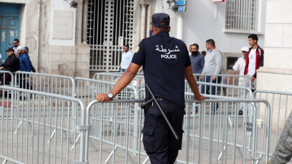 Policija u Tunisu