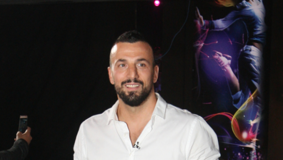 NAKON DISKVALIFIKACIJE Oglasio se Vladimir Tomović, zadrugar odlučio da ponovo stane pred kamere i kaže apsolutno celu istinu! (FOTO)