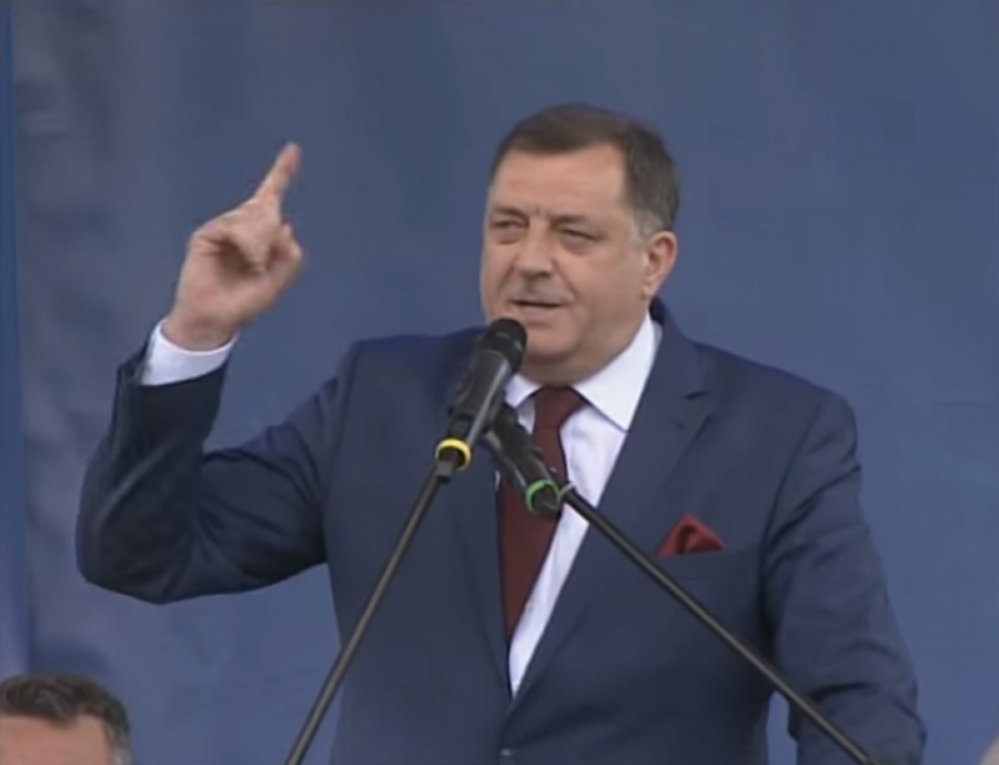 DODIK PODRŽAO PREDSEDNIKA VUČIĆA Međunarodna zajednica je licemerna!