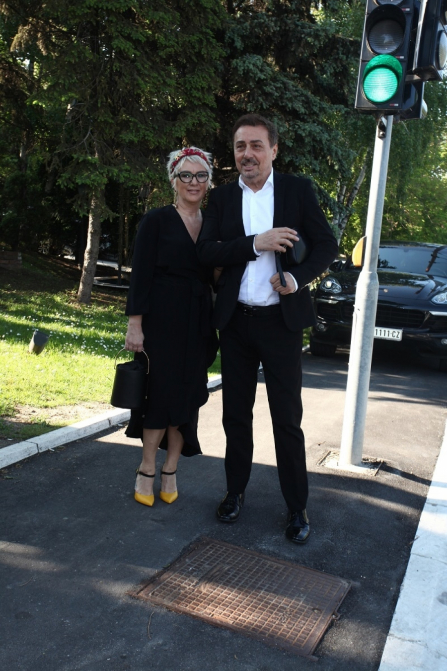 OVAKO JE KEBA IZGLEDAO DOK NIJE ISTETOVIRAO OBRVE Duga kosa i brkovi su mu bili zaštitni znak!