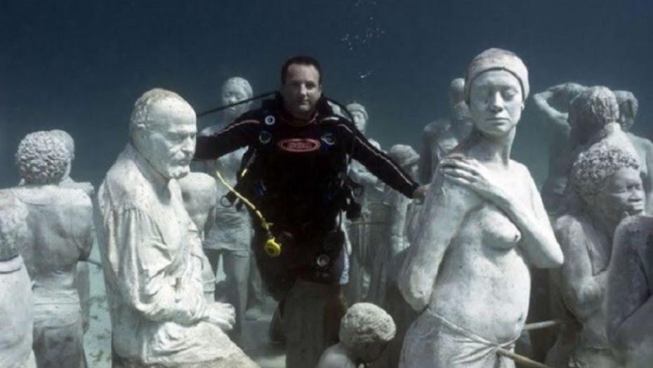 podvodni muzej, statue