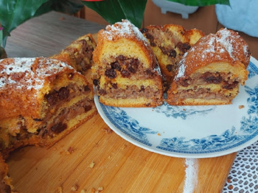 OVO NEMA NA INTERNETU Domaći kolač od jabuka i oraha, nema mu ravnog među desertima! (VIDEO)