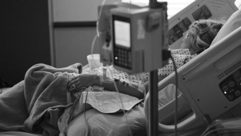 MOŽEMO DA OČEKUJEMO DODATNO OPTEREĆENJE BOLNICA Omikron soj je totalna nepoznanica