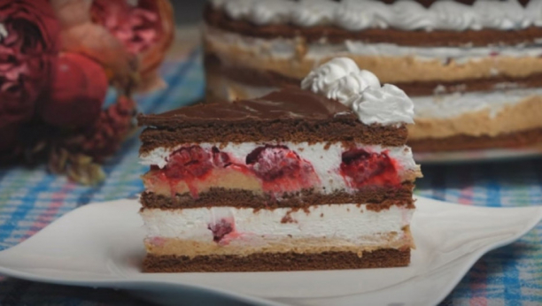 BRZO I JEDNOSTAVNO Izvanredna čoko moko torta sa malinama, prava eksplozija ukusa! (VIDEO)