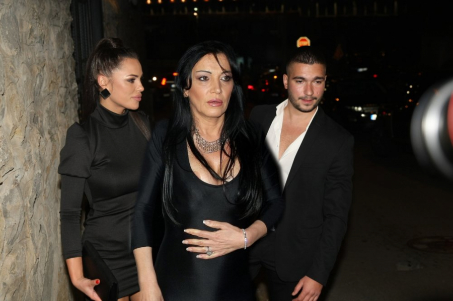 PRIHVATILA BIH DA IMA 10 ŽENA, SAMO DA JE ŽIV Goca Božinovska skrhana, progovorila o 22 godine tuge zbog smrti Zorana Šijana!