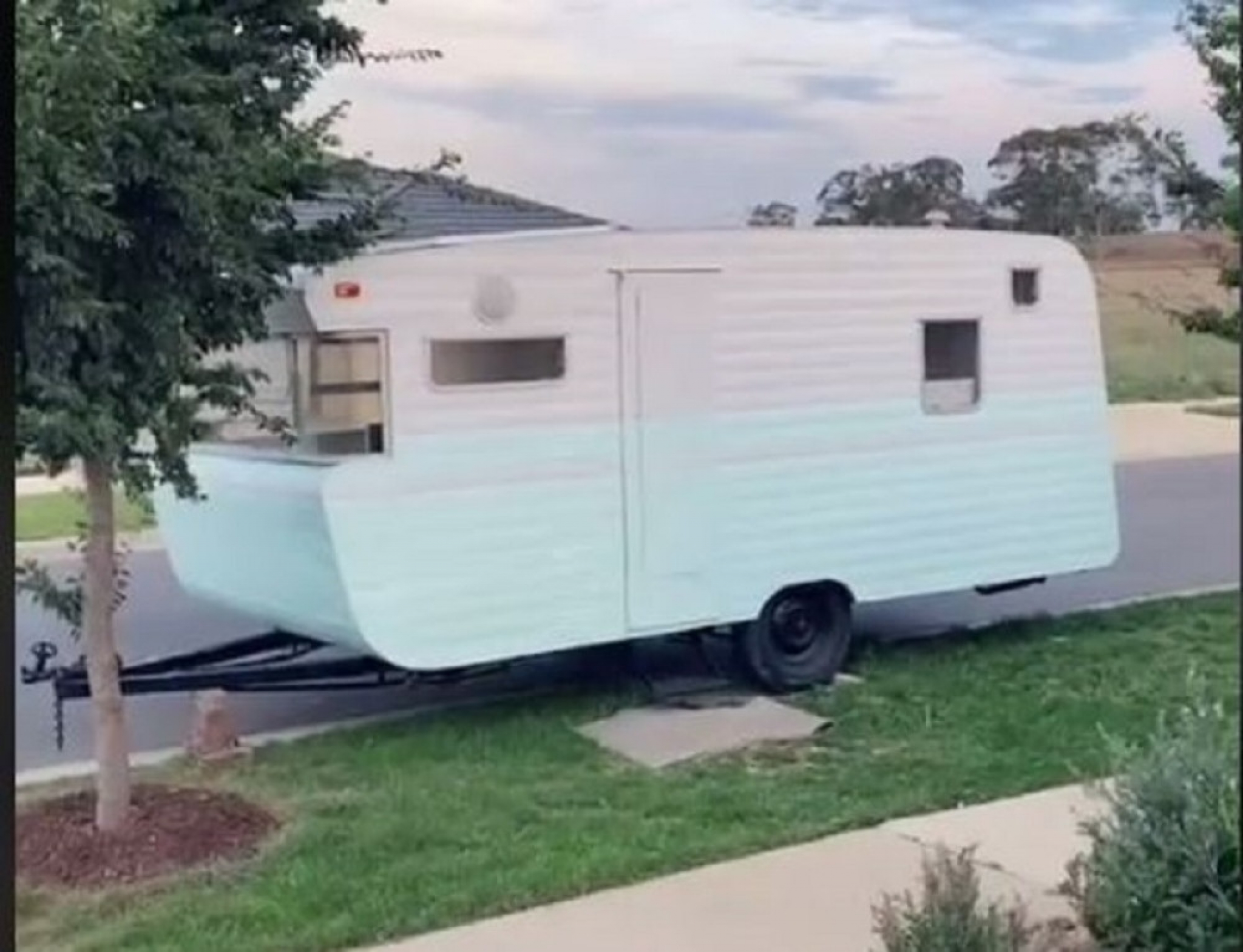 karavan, optička varka