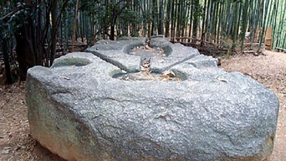 stenski brod, misterija, istorija