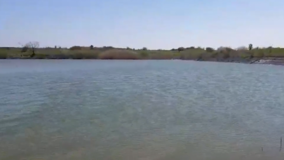 Jezero Manđelos
