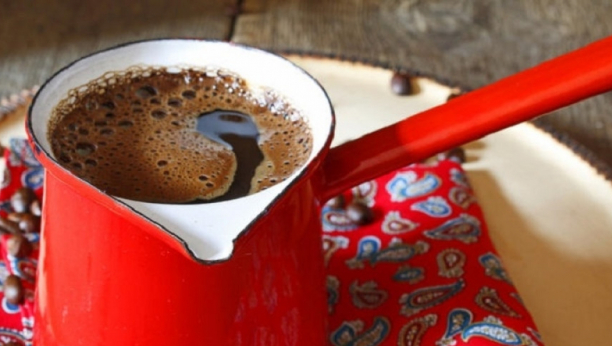 Pozitivno utiče na organizam: Evo šta se dešava ukoliko u kafu dodate sodu bikarbonu