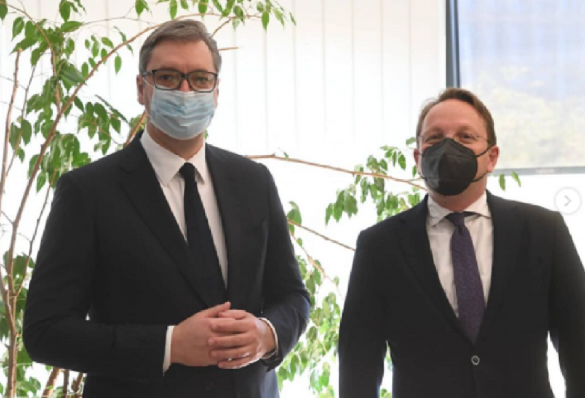 Aleksandar Vučić, Oliver Varheij