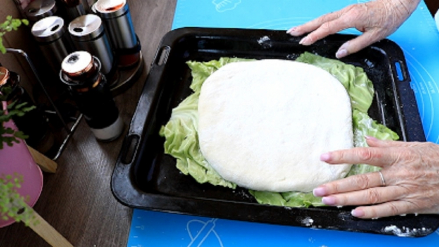 NEOBIČNA, A PREUKUSNA Starinska pogača naših baka, bez kvasca