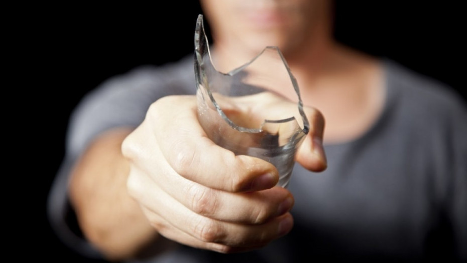 flaša, staklena flaša, razbijena flaša