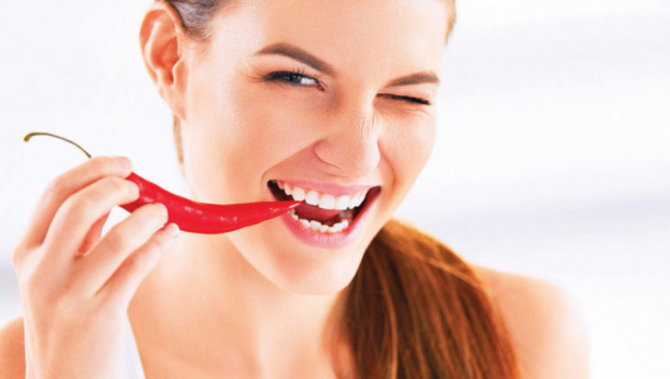 STRUČNJACI OTKRIVAJU: Zelena salata i ljute papričice su eliksir sreće, evo koja kombinacija je najidealnija