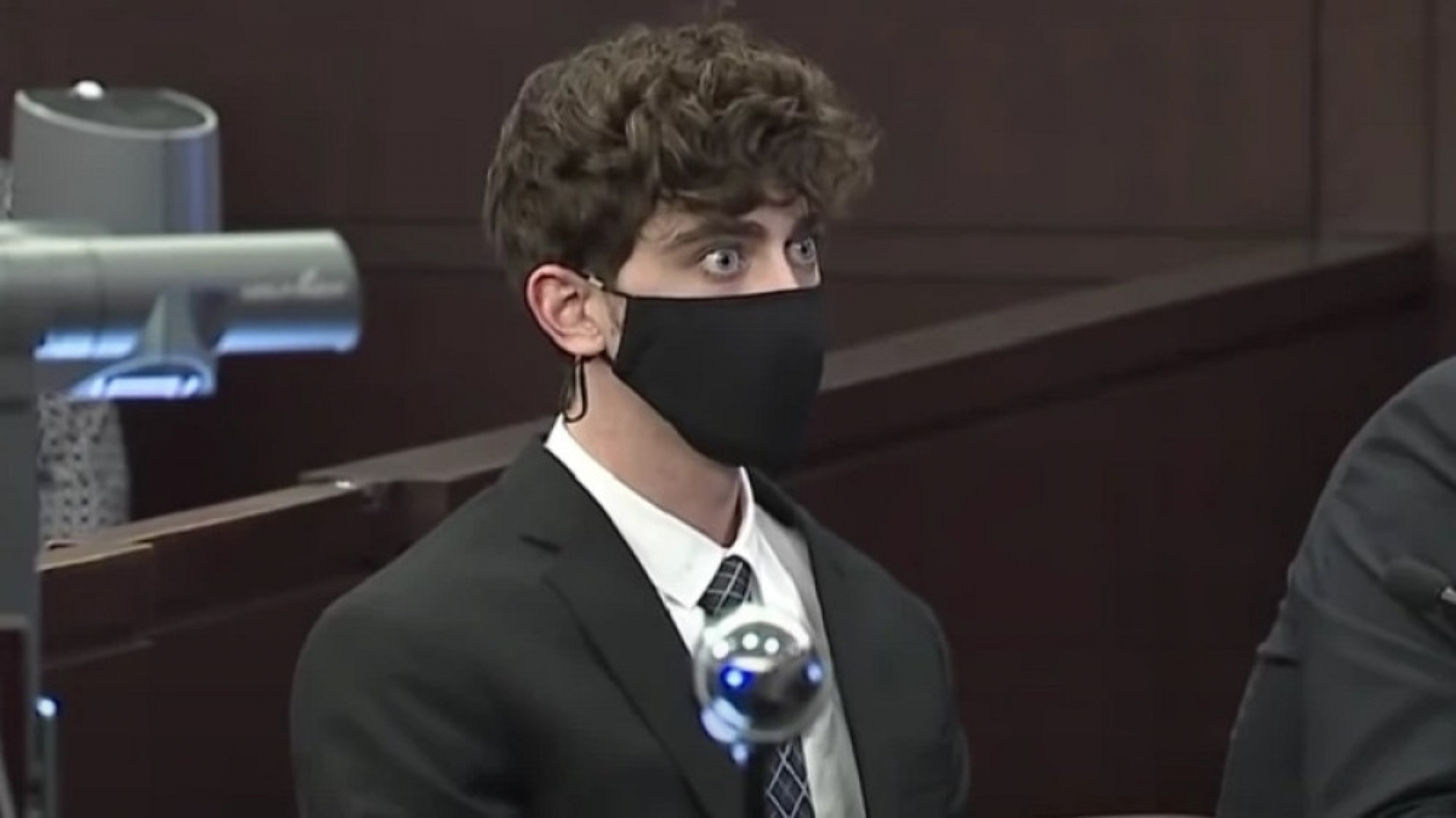 dečak, presuda, sud