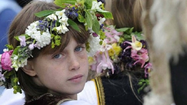 OVO SU ZABORAVLJENA SRPSKA ŽENSKA IMENA: Nose snažnu simboliku, a za par decenija će potpuno izumreti