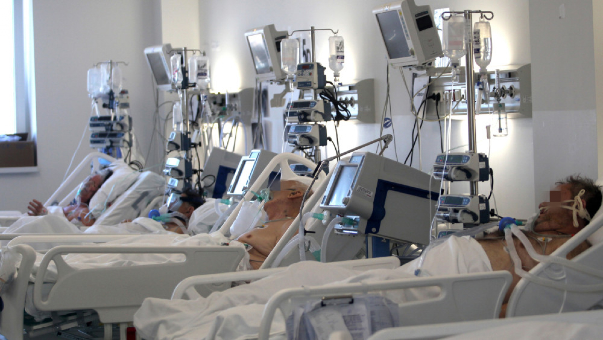 DRAMATIČNI DANI U SRPSKIM BOLNICAMA Lekari daju sve od sebe: Borimo se da bebe prežive!