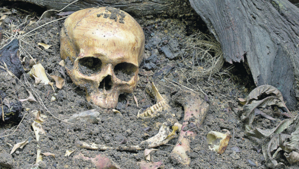 Najranije sahranjivanje ljudi u Africi, datira pre 78.300 godina, pronađeno u kenijskoj pećini