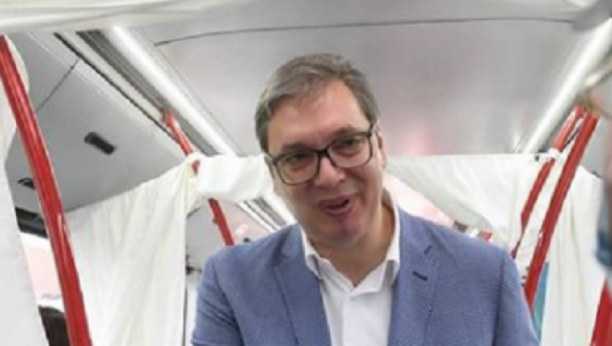 PREDSEDNIK OBILAZI VAKCINALNE PUNKTOVE U OBRENOVCU I UBU Vučić: Ljudi obično ne veruju dok se to njima ne desi, vakcina vam garantuje da ćete preživeti koronu (VIDEO)